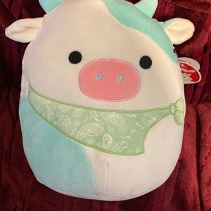 Belana the Cow Squishmallow